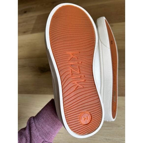 Kizik Hands Free Casual White Sneakers Men’s 5.5 / Women’s 7 - Picture 7 of 7
